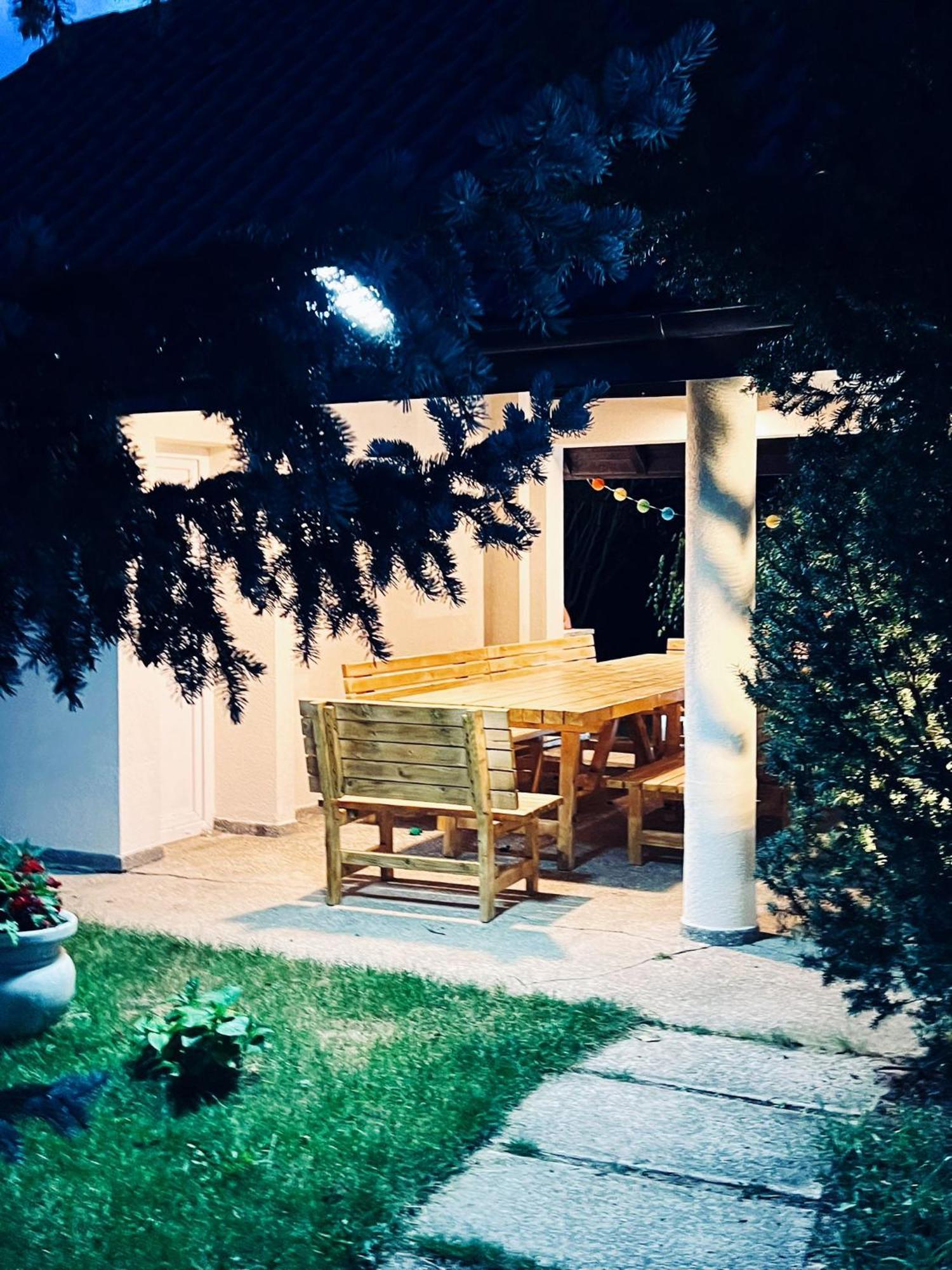 فيلا Evie'S Tree House Dragomirna المظهر الخارجي الصورة